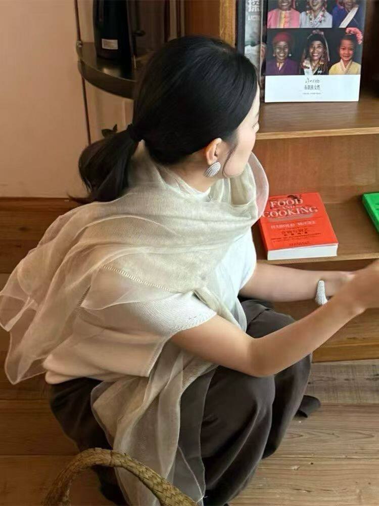 2026年夏季精致薄款围巾披肩两用女春秋季纱巾高档丝巾