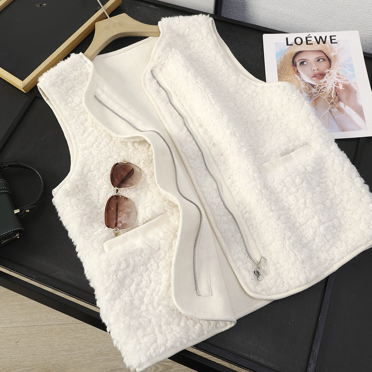 华子家 羊羔毛马甲女秋冬皮毛一体拉链无袖圆领保暖坎肩背心45444