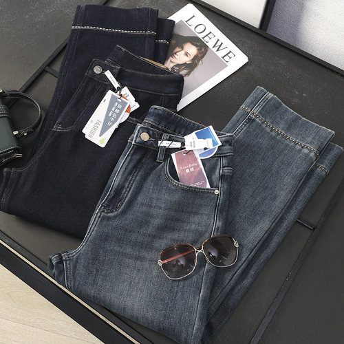 加厚加绒显瘦窄版九分直筒牛仔裤