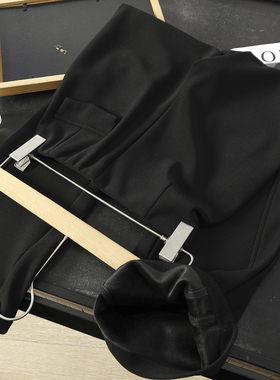 华子家 腿精小黑裤！抗起球一体连腰分割线加绒微喇休闲裤女45728