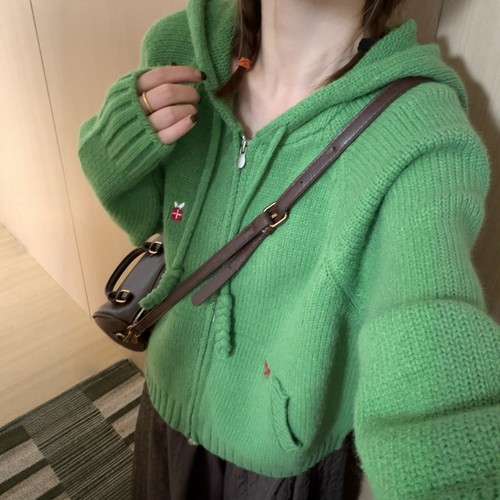 此外小树可爱连帽针织开衫