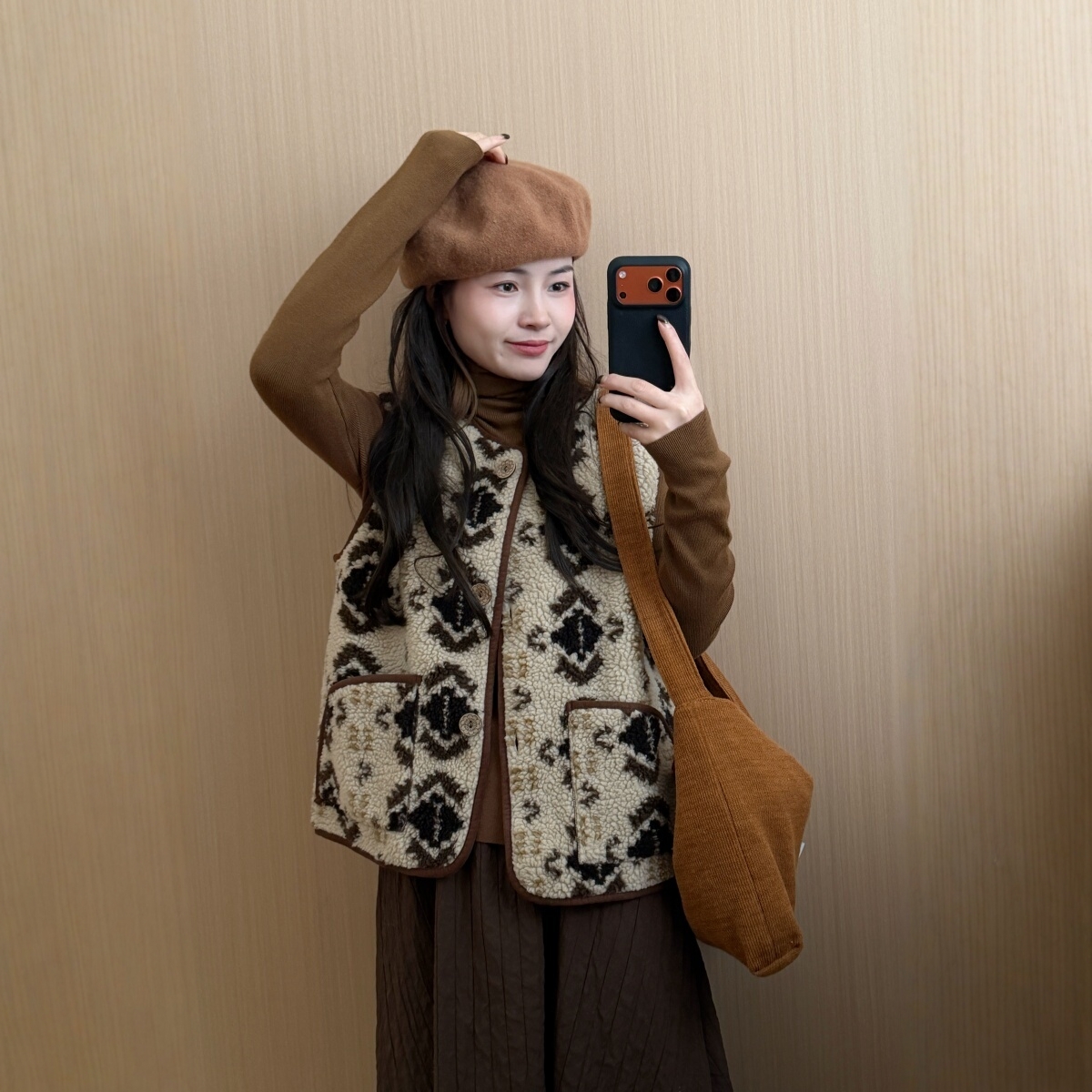 此外羊羔毛花色复古马甲上衣女