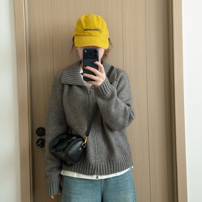 此外 翻领加厚针织开衫女2025秋季新款韩版短款小个子毛衣外套潮