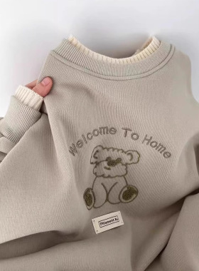 日系小熊刺绣图案假两件圆领卫衣女秋冬新款爆款小个子加绒厚外套