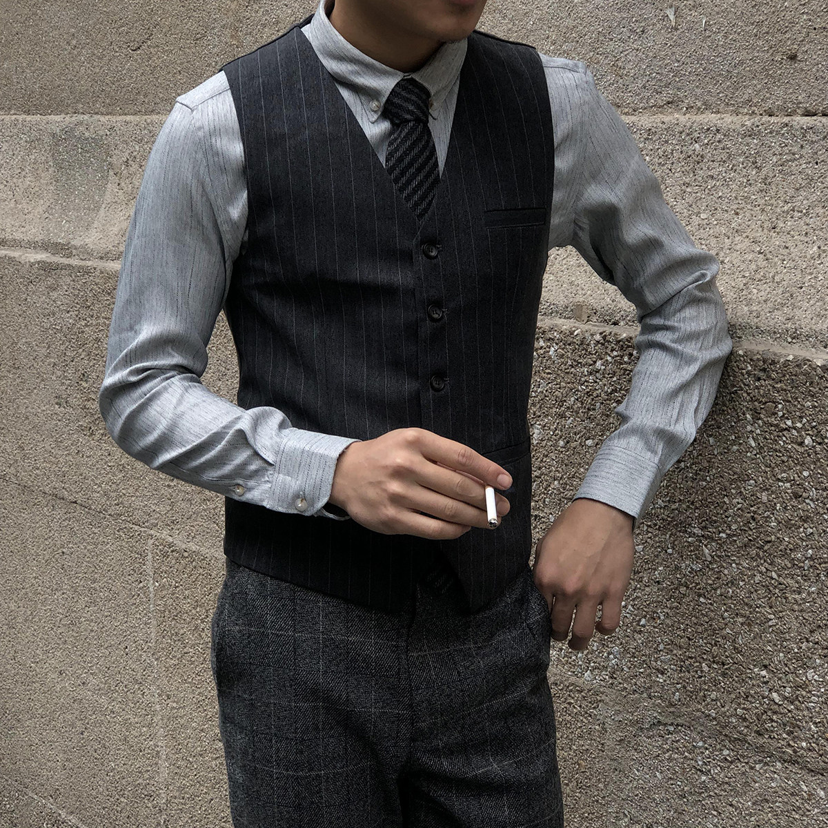 MCCEVTG RETRO BUSINESS SUIT VEST MALE YUPPIE SLIM BLACK STRIPED CASUAL CARGO VEST SHOULDER MAN