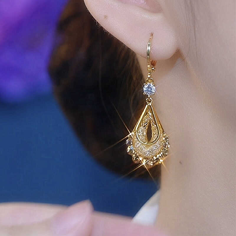 水滴镶钻超闪新款耳环铜合金精致