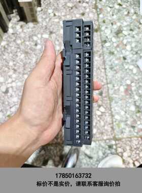 标价是空箱-三菱AJ65SBTB1-32T，实物拍摄九成新，功能正常，序议