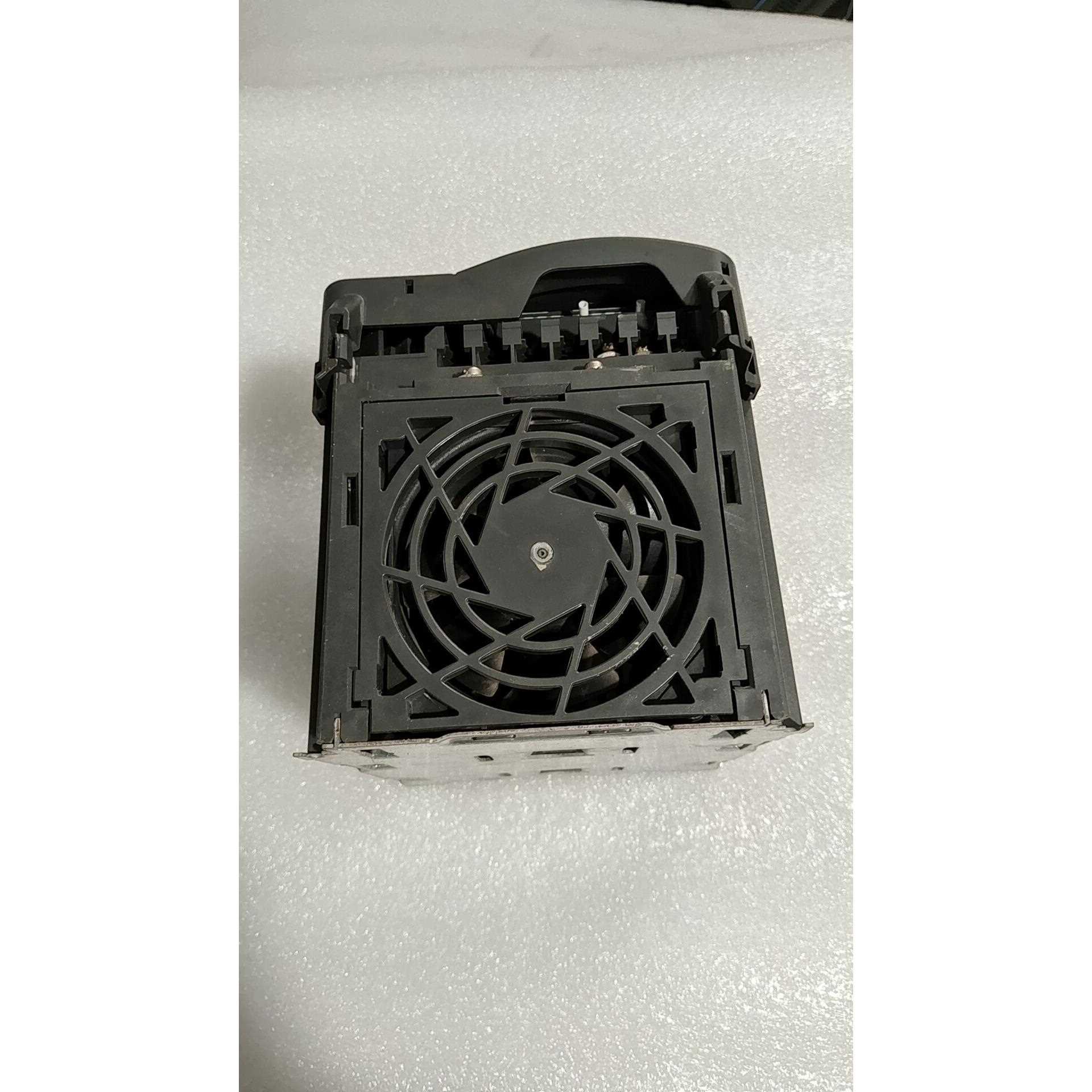 标价是空箱-原装拆机6SE6440-2UD22-2BA1实物图拍摄议价