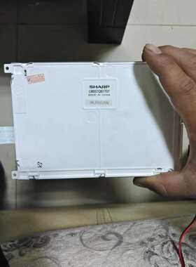 标价是空箱-SHARP液晶显示屏LM057QB1T07成色较新。测试好发议价