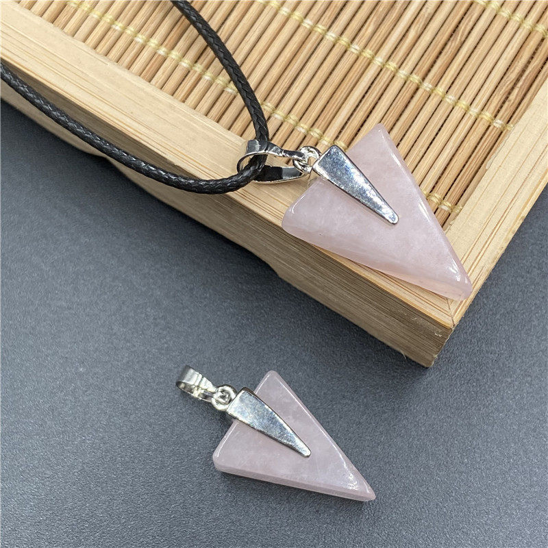 로즈 쿼츠 자수정 삼각형 목걸이 흑요석 펜던트 크리스탈 펜던트 청록색 삼각형 펜던트