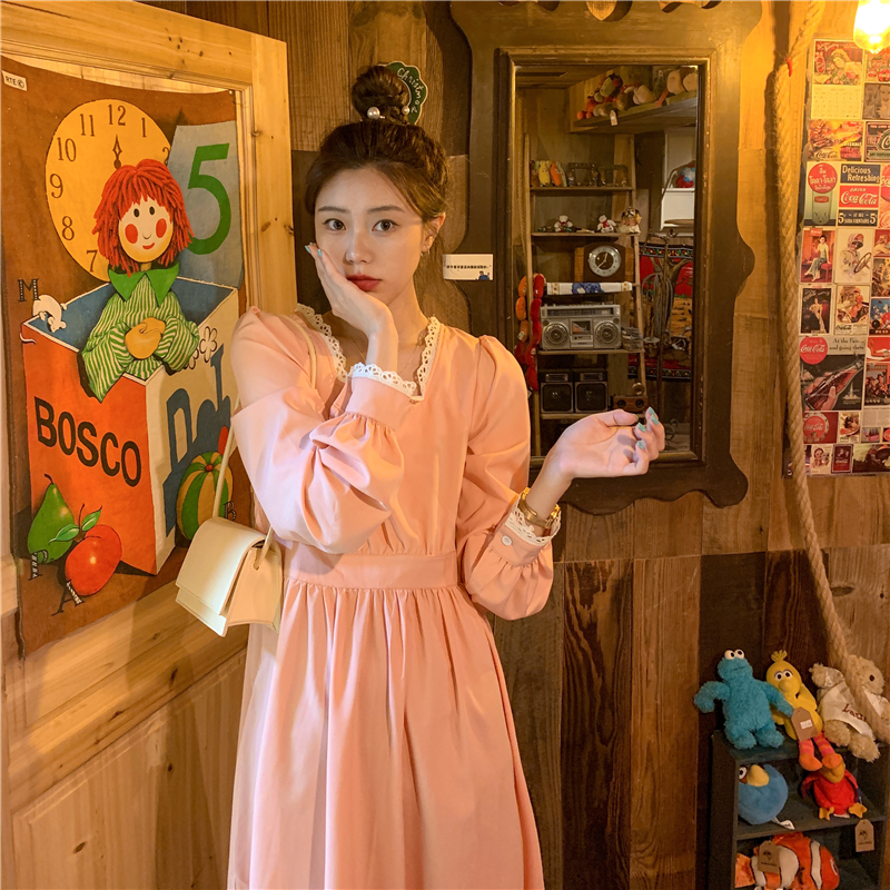 Real price 2021 new dress with thin waist and square collar, Pink Long Sleeve Dress