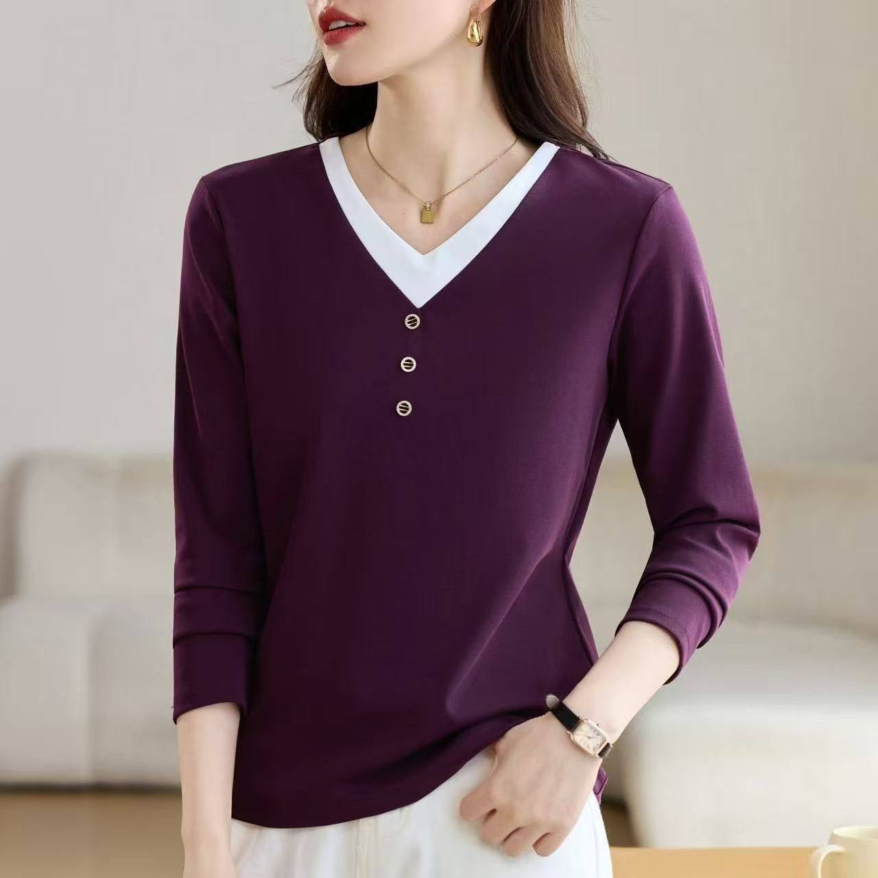 法式V领长袖T恤女春秋2026秋新款设计感撞色显瘦大码内搭打底上衣,女装/女士精品,T恤,淘宝优惠券,粉丝福利购,淘宝优惠卷