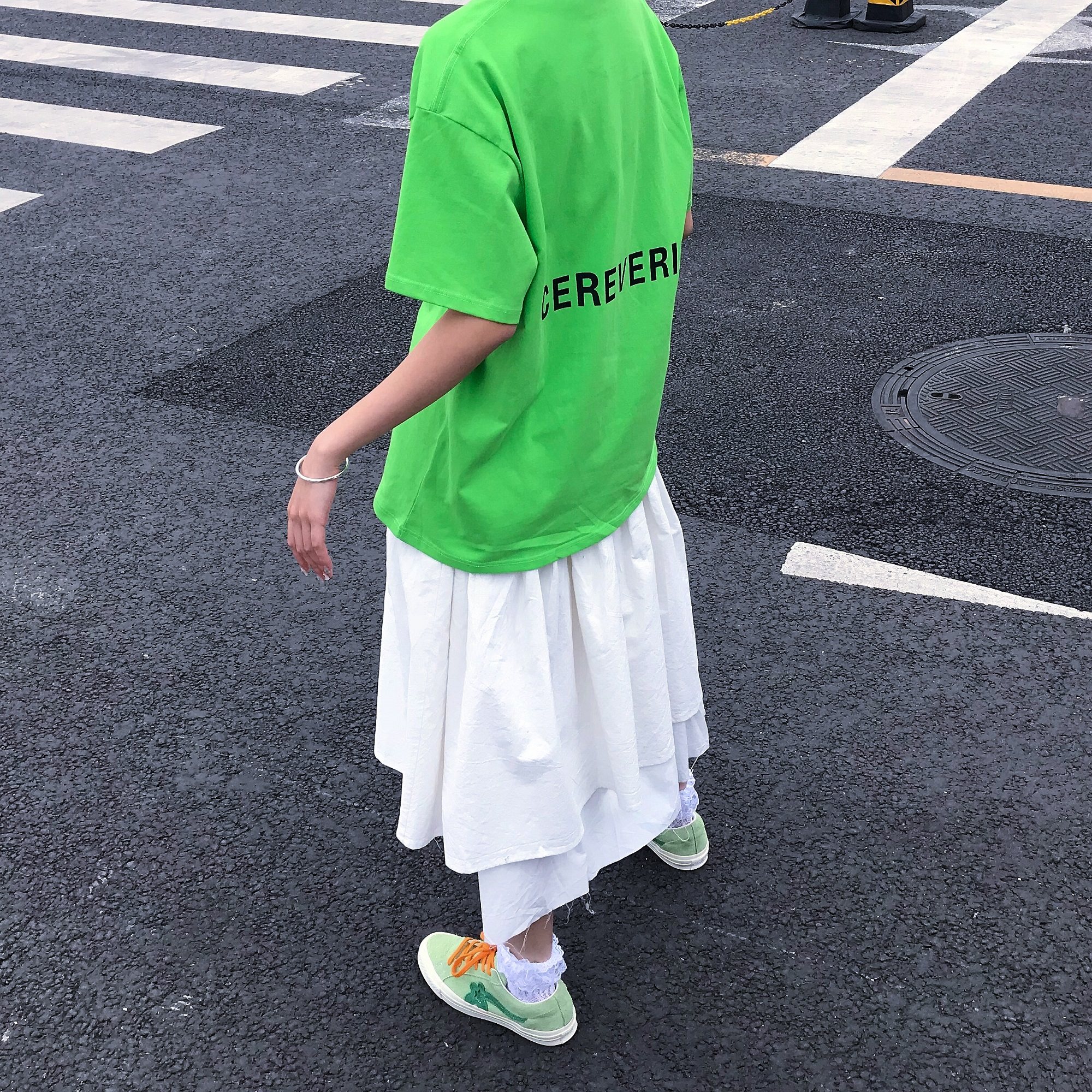 icereverie夏季国潮牌大logo男女情侣打底宽松黑白黄绿橙多色短袖