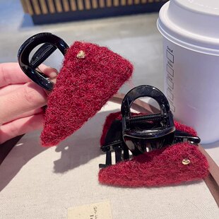 创意个性酒红色三角型抓夹女新款半扎发卡发夹后脑勺盘发鲨鱼夹子