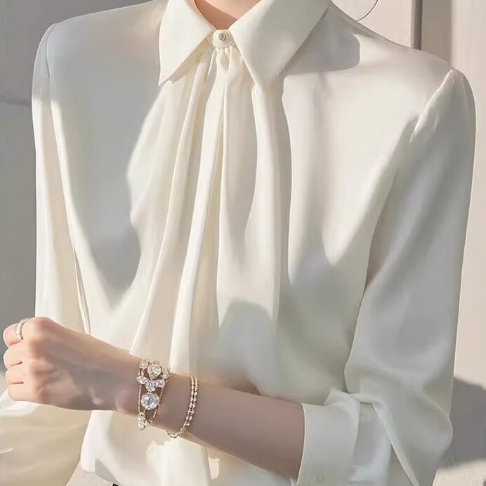 时尚高级感绝美白色Polo领长袖衬衫女春秋新款气质轻奢风减龄衬衫