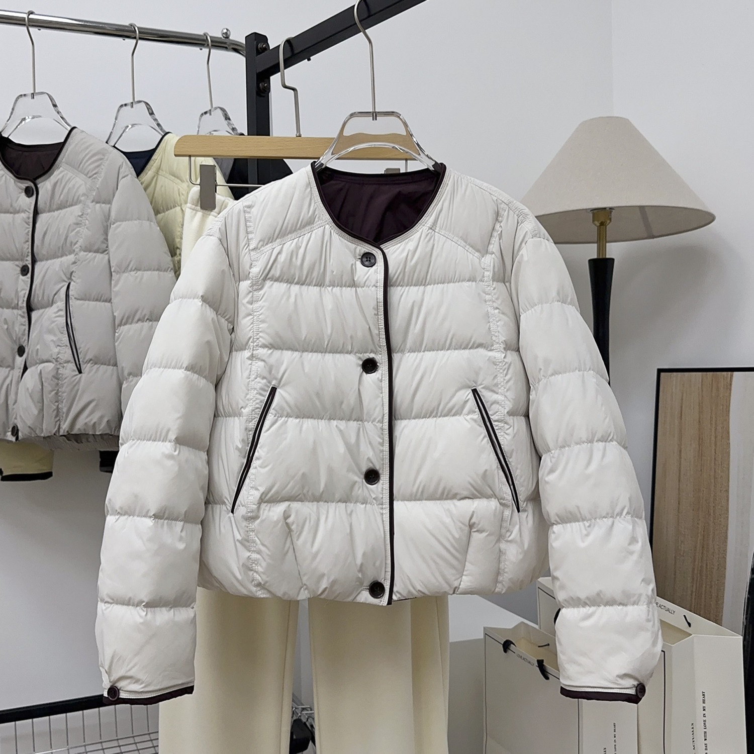 小款羽绒服女短款2025新款圆领韩版小个子休闲90白鸭绒秋冬季外套