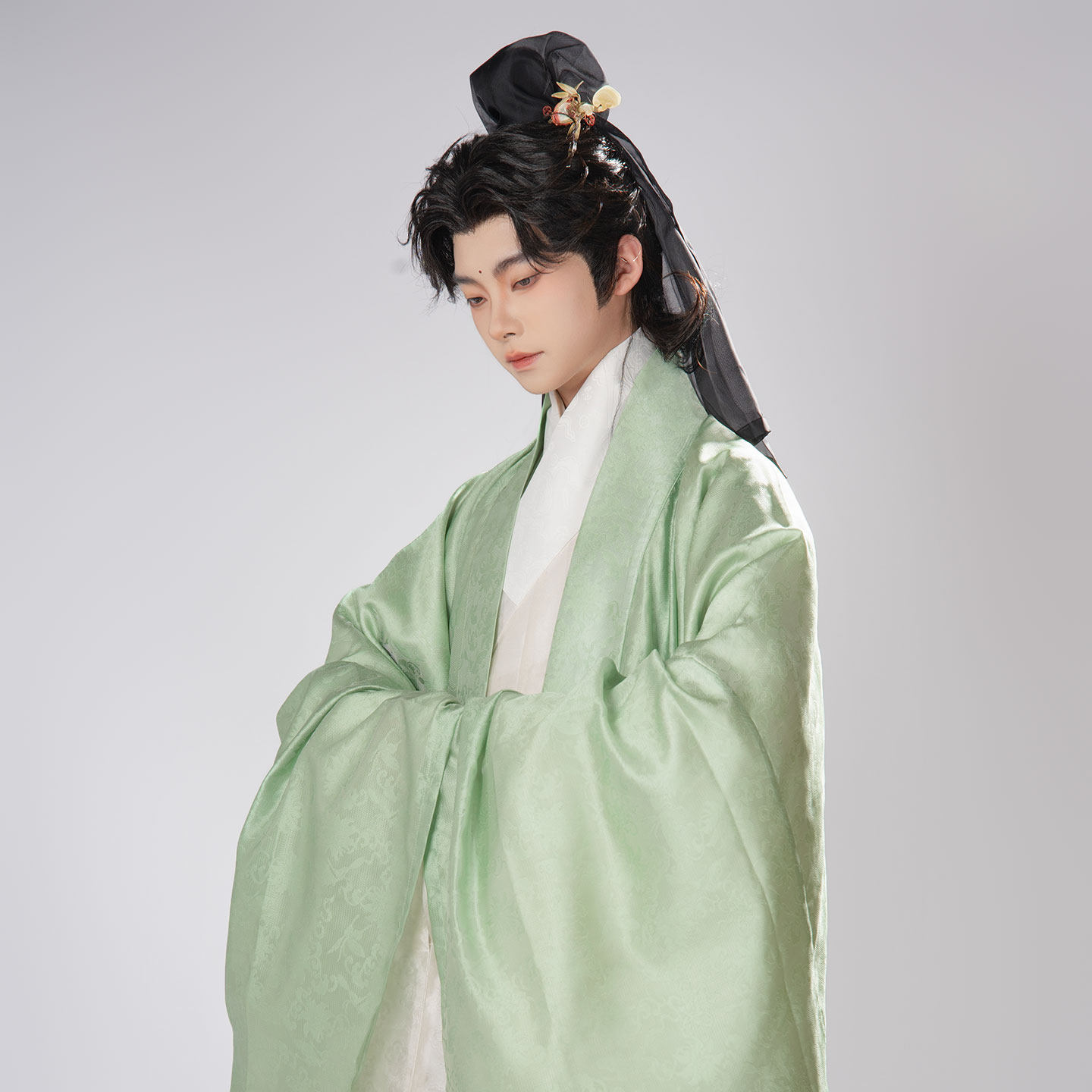 惜物国风 明制汉服仿花罗暗纹素色打褶披风道袍对襟外搭大袖披风