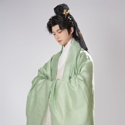 惜物国风明制暗纹素色打褶披风