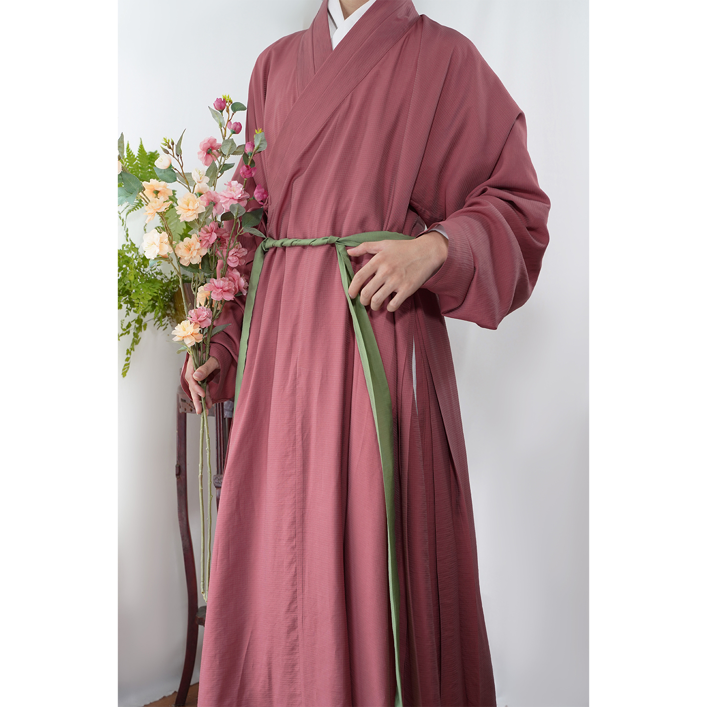 惜物国风明制汉服打褶长衫天丝棉