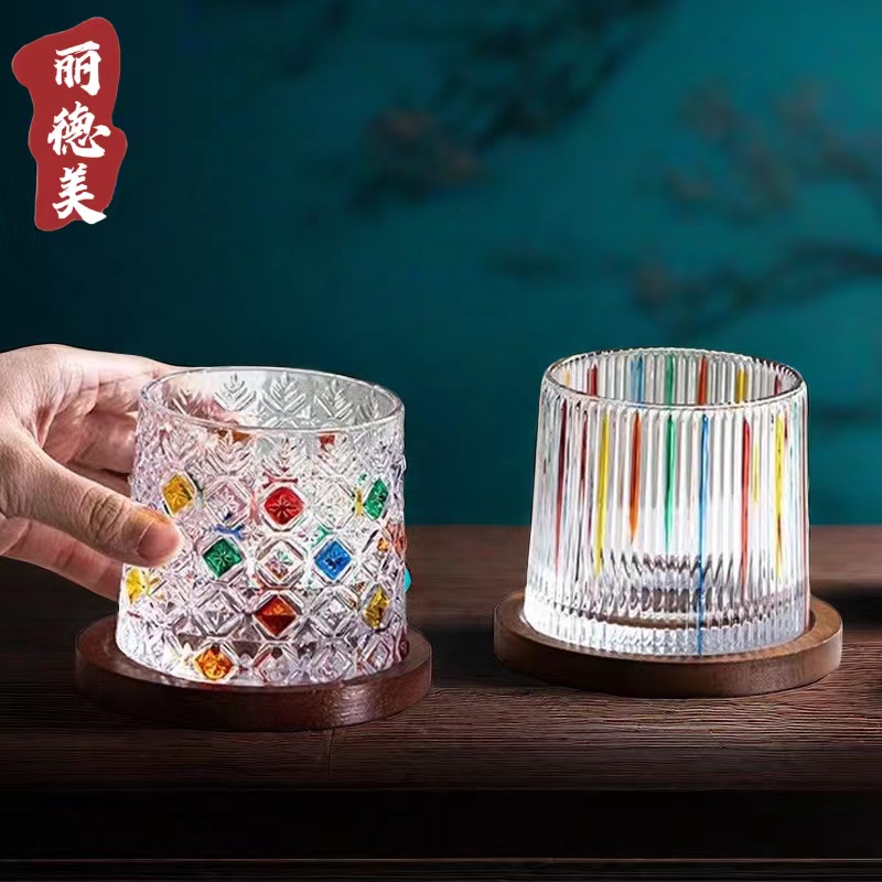 创意旋转杯带杯垫解压玻璃杯子家用复古威士忌杯洋酒杯转转酒杯