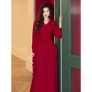 复古玫瑰刺绣荷叶红色大摆仙气轻婚纱连衣裙 法式 何衣见友 红唇