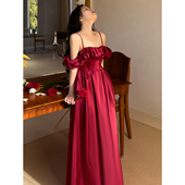 法式 何衣见友 倾心 花苞鱼骨轻婚纱红白缎面抹胸礼服吊带连衣裙