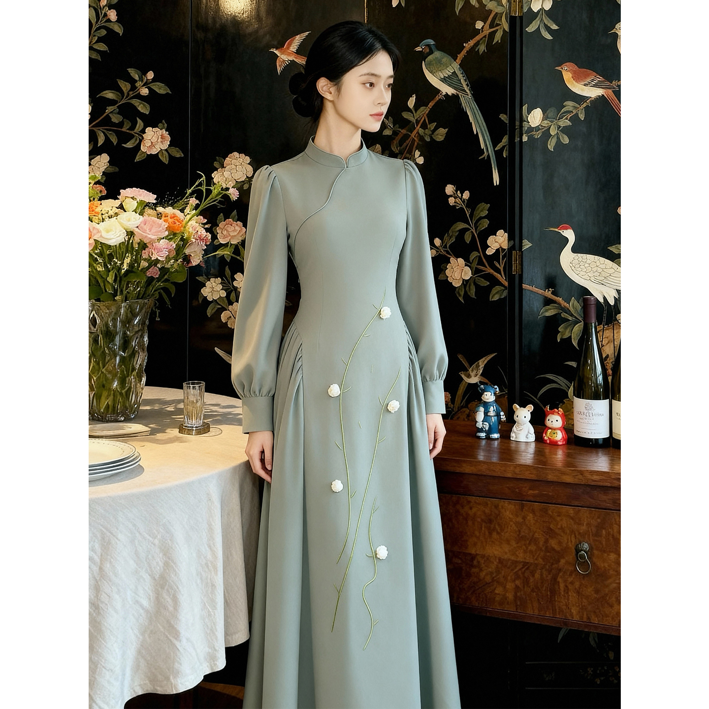 新品7折入手【新中式回归】秋冬原创刺绣刺绣花朵旗袍西装连衣裙