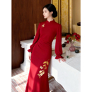 鱼尾改良旗袍新中式 蝶恋花｜新年战袍冬季 原创刺绣红色连衣裙修身