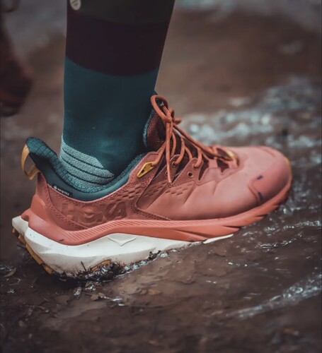 HOKA ONE ONE Kaha 2 舒适 低帮 户外功能鞋 男款 辣酱红