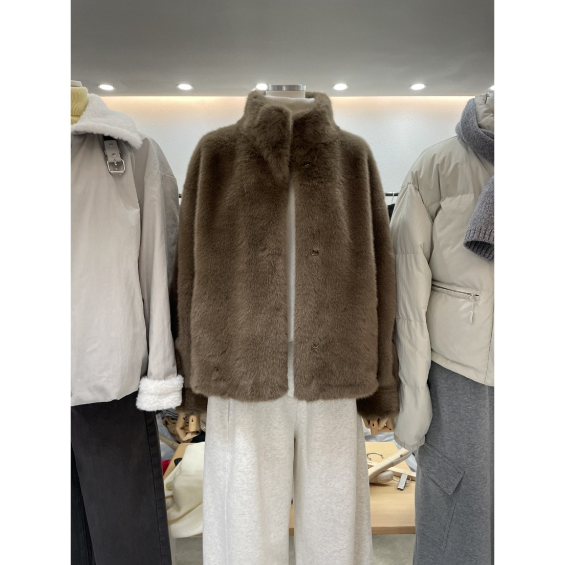 八1125韩国东大门运动瑜伽外套短款大衣区4499549复古秋季别致