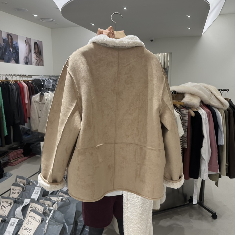 八1105韩国东大门运动瑜伽外套短款大衣里外穿区4476147瑞丽纯色