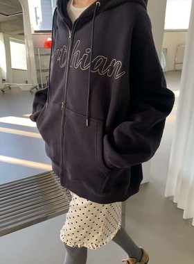 九1126韩国东大门运动户外卫衣区Logarden-8711844英伦正品高端