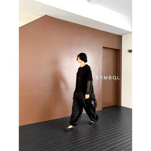 九0921韩国东大门上衣区SYMBOL-8849111纯色别致正品新潮冬款都市
