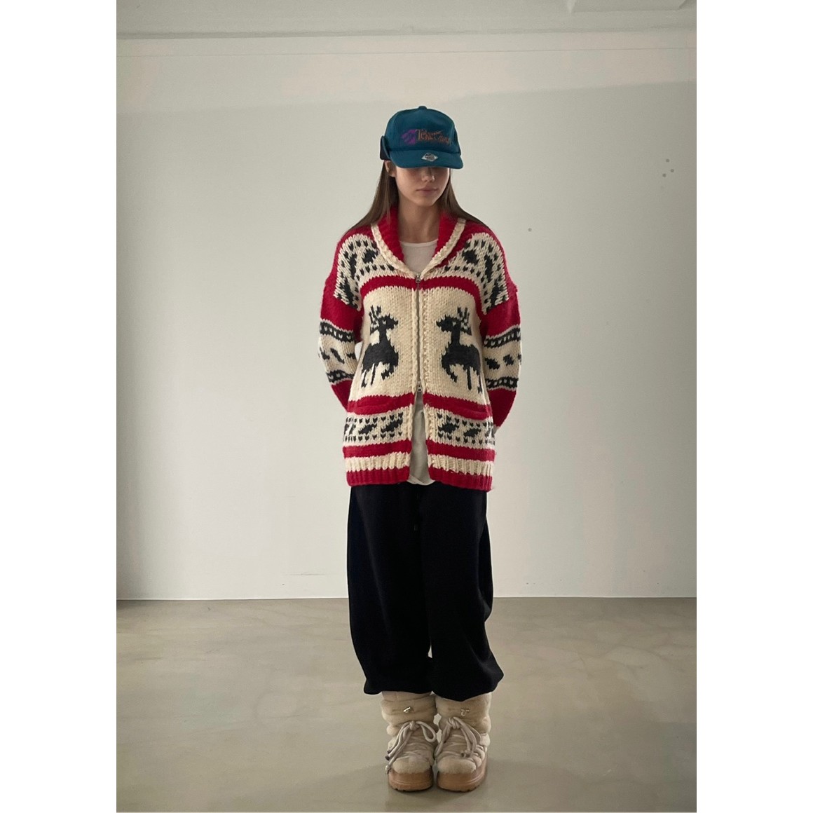 八1125韩国东大门运动户外毛衣区4502474修身新款新潮直邮大气