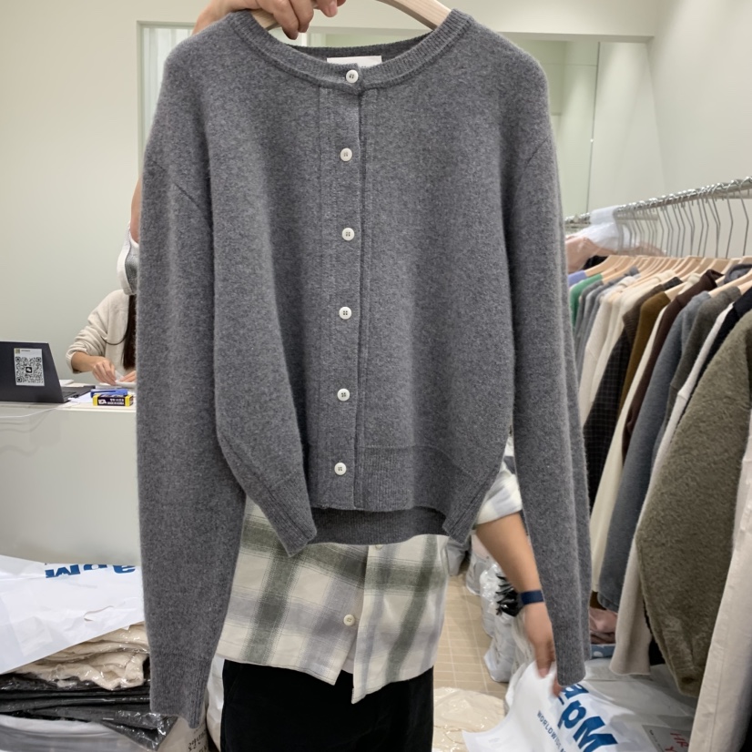 八1015韩国东大门运动户外针织衫区4460179洋气甜美瑞丽秋冬流行