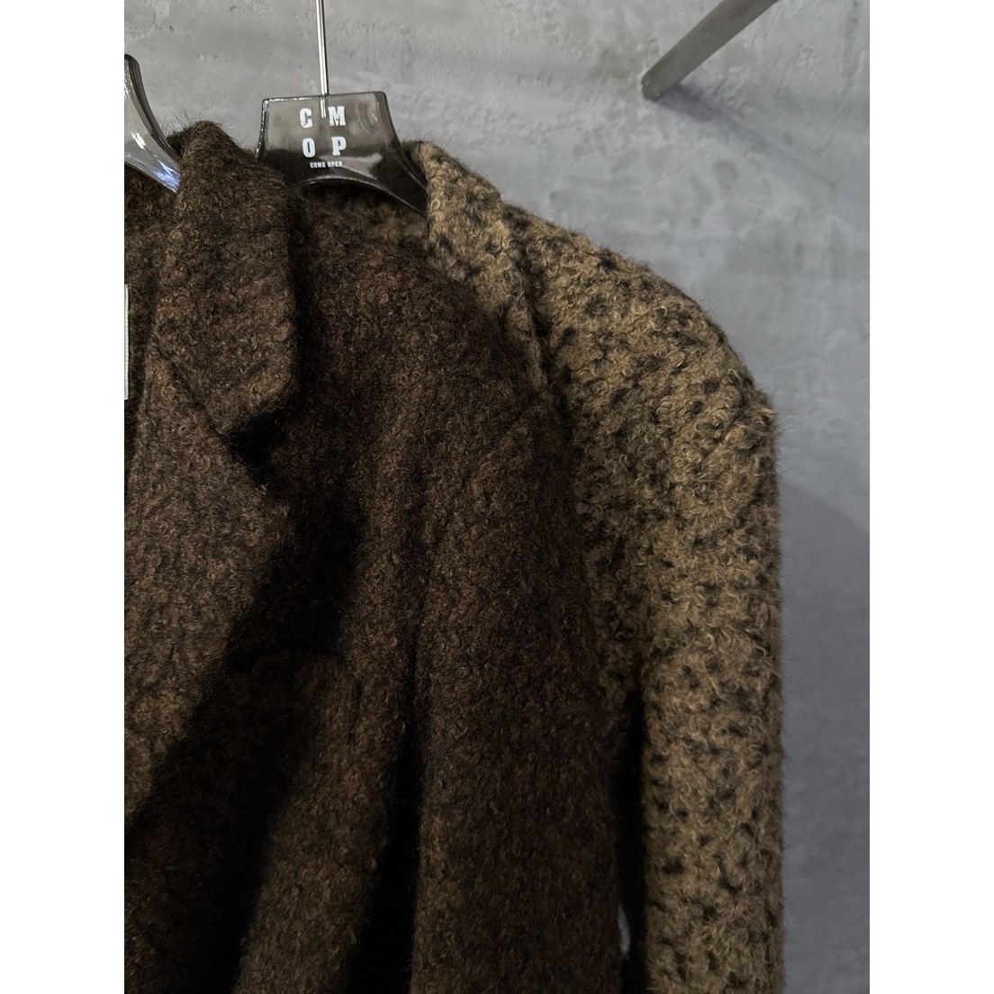 八1112韩国东大门运动瑜伽外套短款大衣区4489208街头人气简约