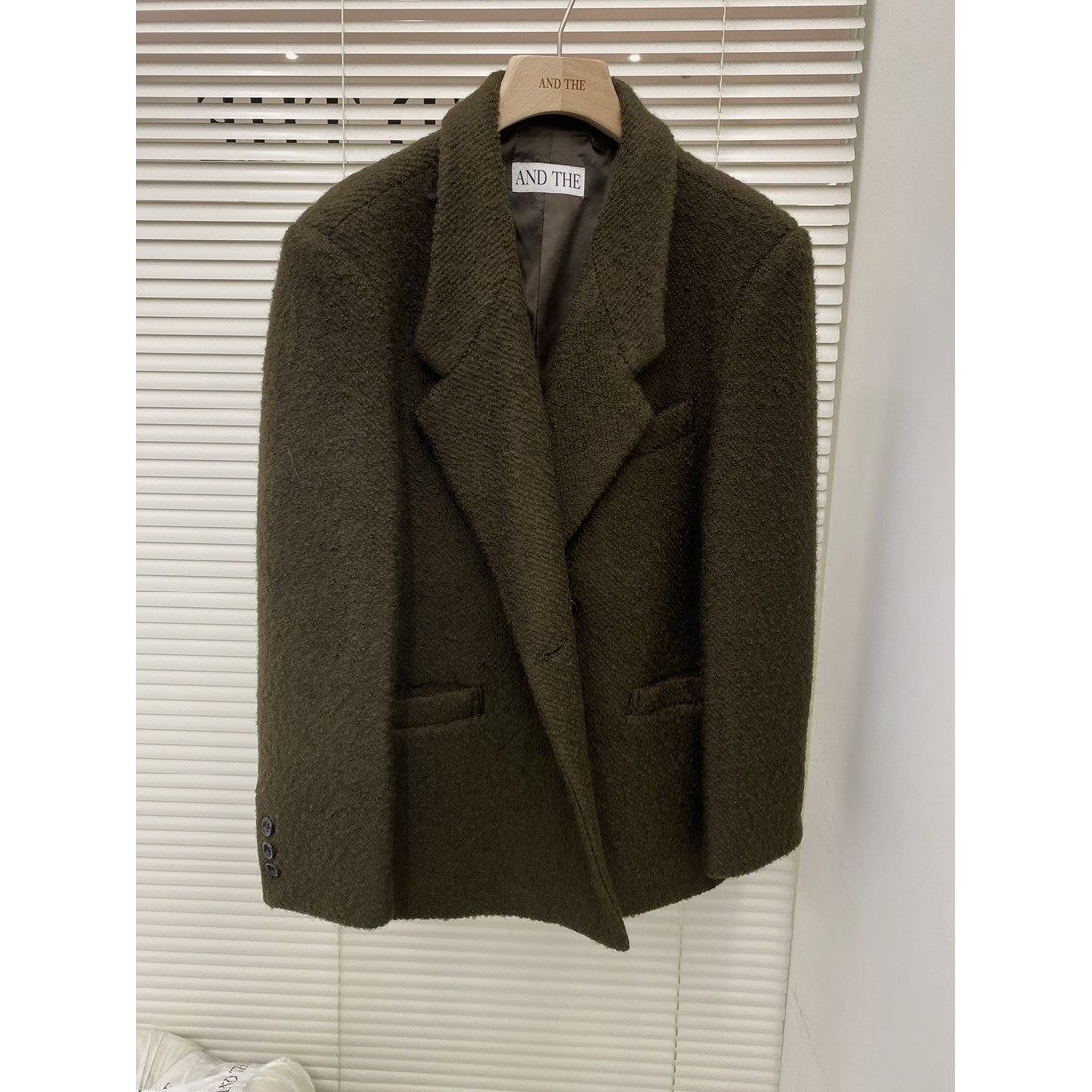 八1015韩国东大门运动瑜伽外套短款大衣区4460102知性韩版炸街