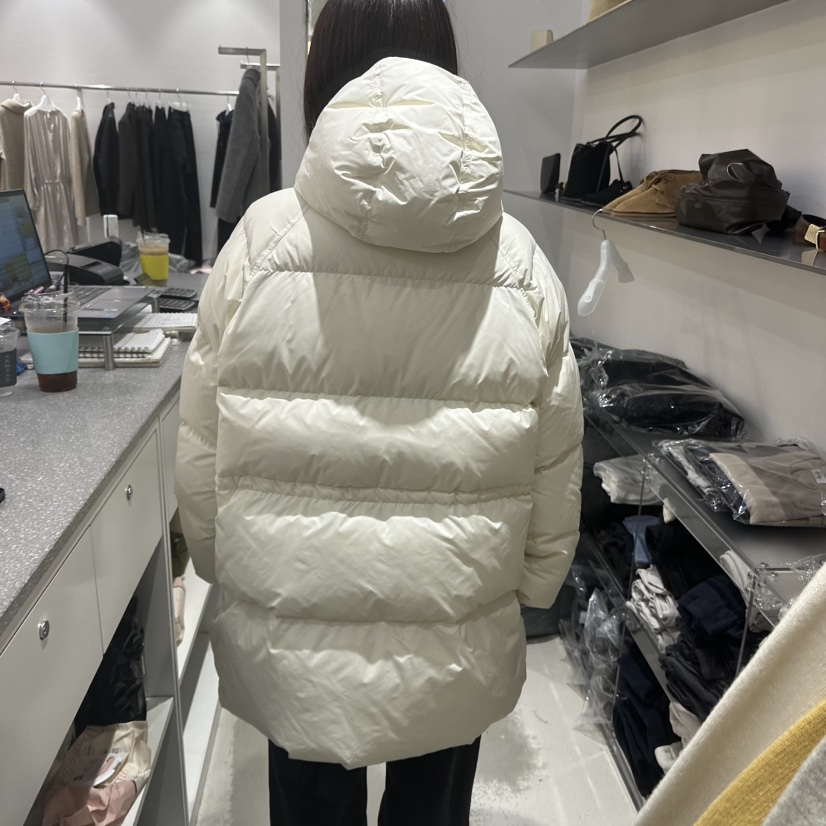 八1011韩国东大门运动瑜伽外套短款羽绒服区4453982复古正品时装