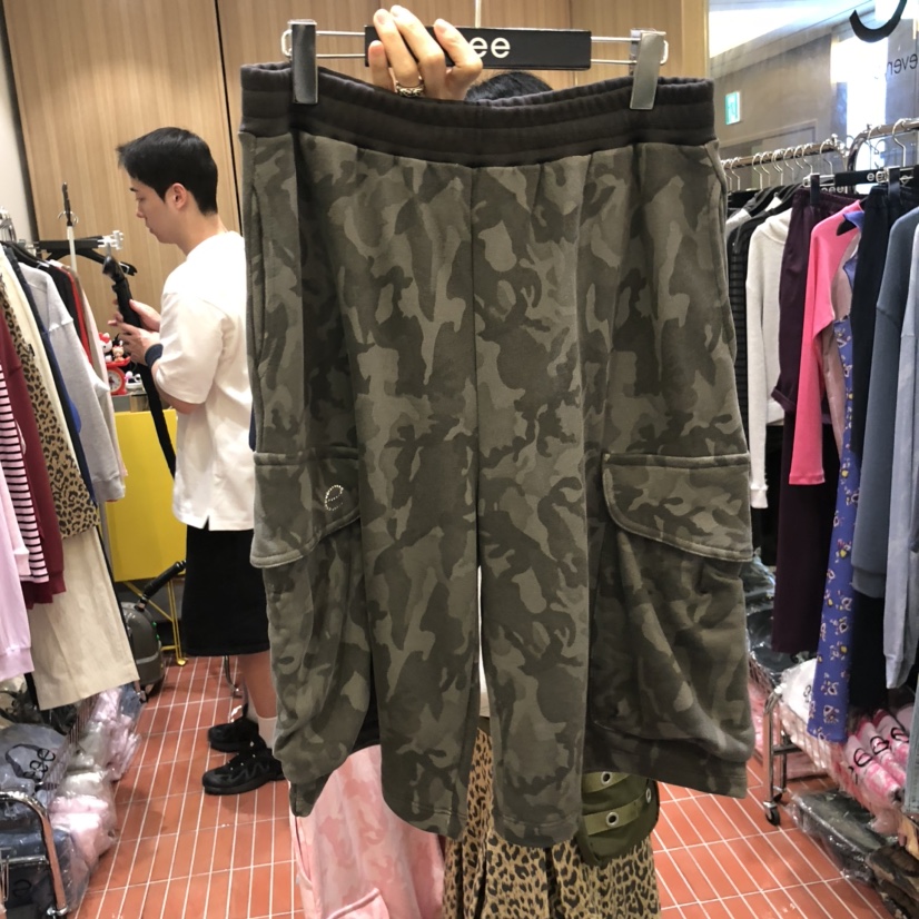 八1205韩国东大门运动短裤热销区4521313舒适通勤复古纯色原宿