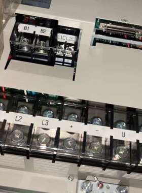 议价安川正品交流伺服驱动器SGDM-1eada/200V可维修