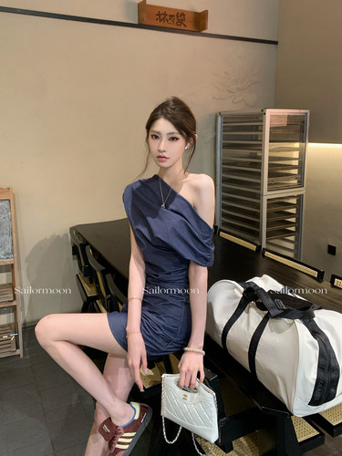 F PROJECT【单宁女孩】蓝色撩人多种穿法一字领连衣裙修身显瘦