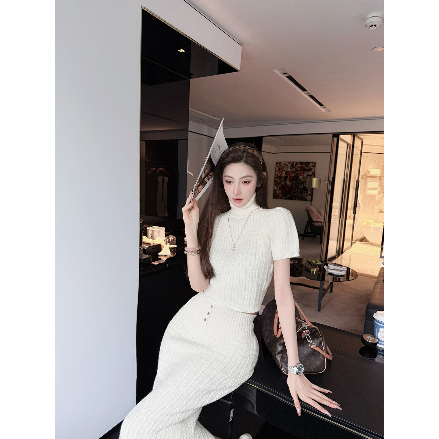 11.6/20点【汉南洞欧尼】绞花立领针织上衣+包臀半身裙套装厚款