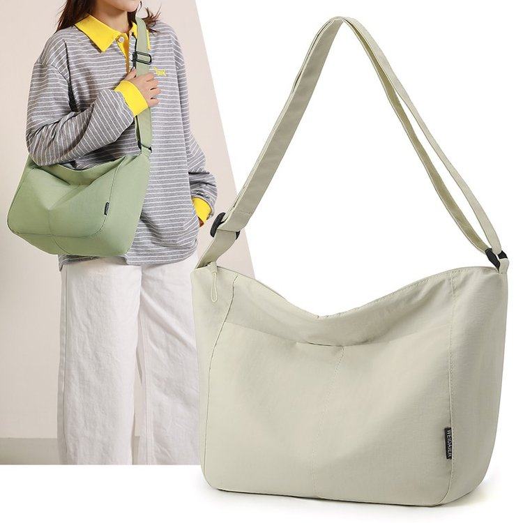 男女款简约通勤包旅行包2026新款单肩包防水耐磨牛津纺拉链斜挎包,箱包皮具/热销女包/男包,单肩包,淘宝优惠券,粉丝福利购,淘宝优惠卷