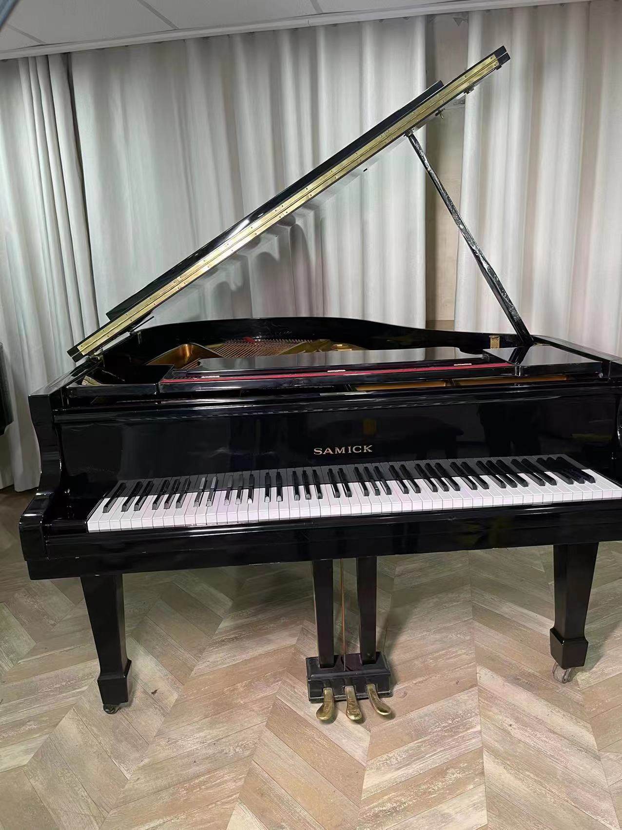 韩国samick三益g3-a三角钢琴演奏舞台钢琴