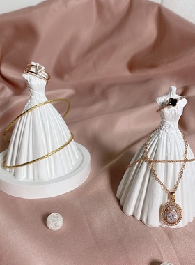 包邮白色珠宝摆件首饰架 公主裙项链展示架石膏戒指展示 手镯陈列