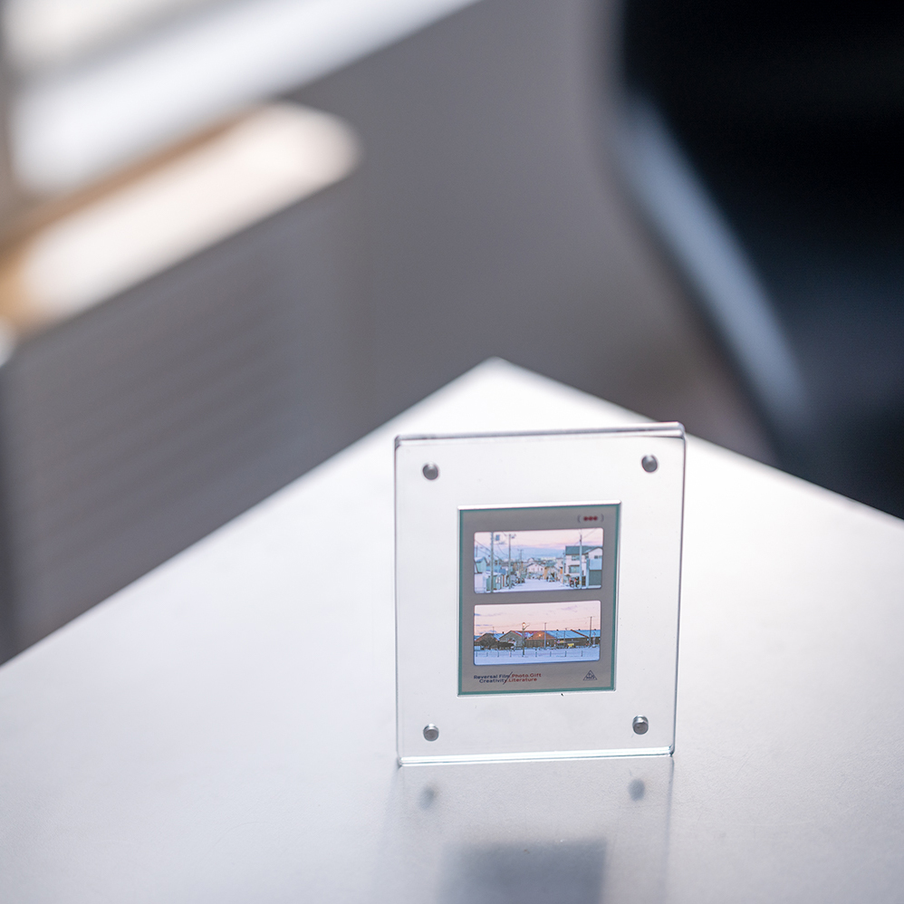 九日日九亚克力简约胶片反转片