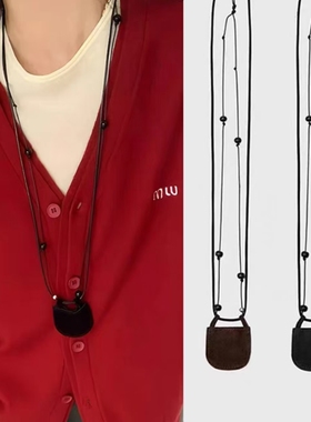 区区欧阳同款麂皮绒月牙包项链