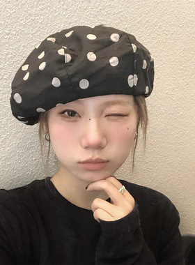 复古回潮黑色大波点贝雷帽显脸小