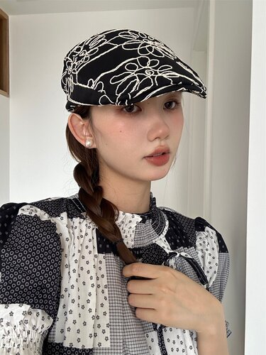 小众复古花朵刺绣前进帽ins同款