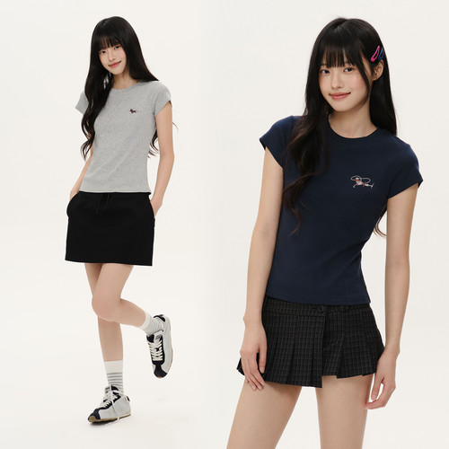 PSO Brand 女装可爱小狗短款正肩女T恤修身显瘦短袖上衣夏季百搭